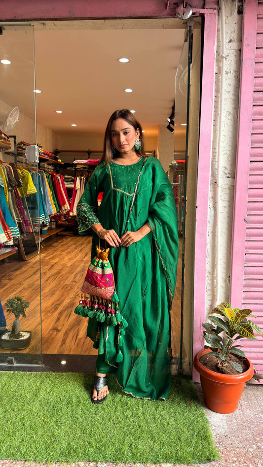 Emerald Green Embroidered Kurta Set with Dupatta